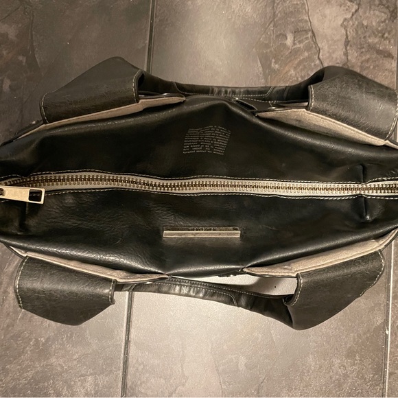 Matt & Nat Zippered Handbag - Picture 4 of 6